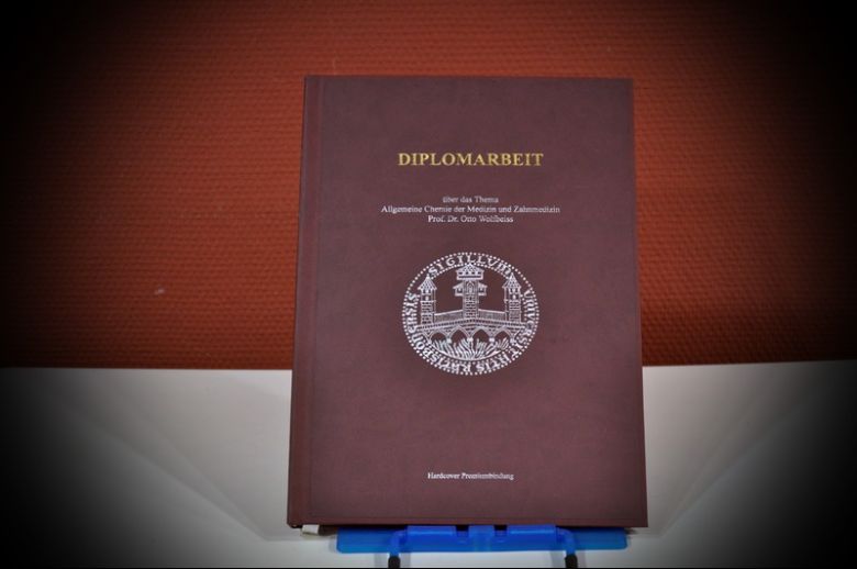 Hardcoverbindung mit Coverdruck